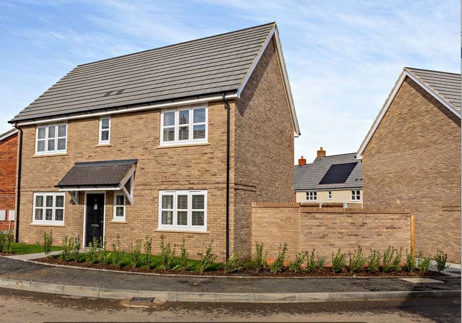 Constantine Drive, Great Chesterford, Saffron Walden, Essex, CB10 1FQ