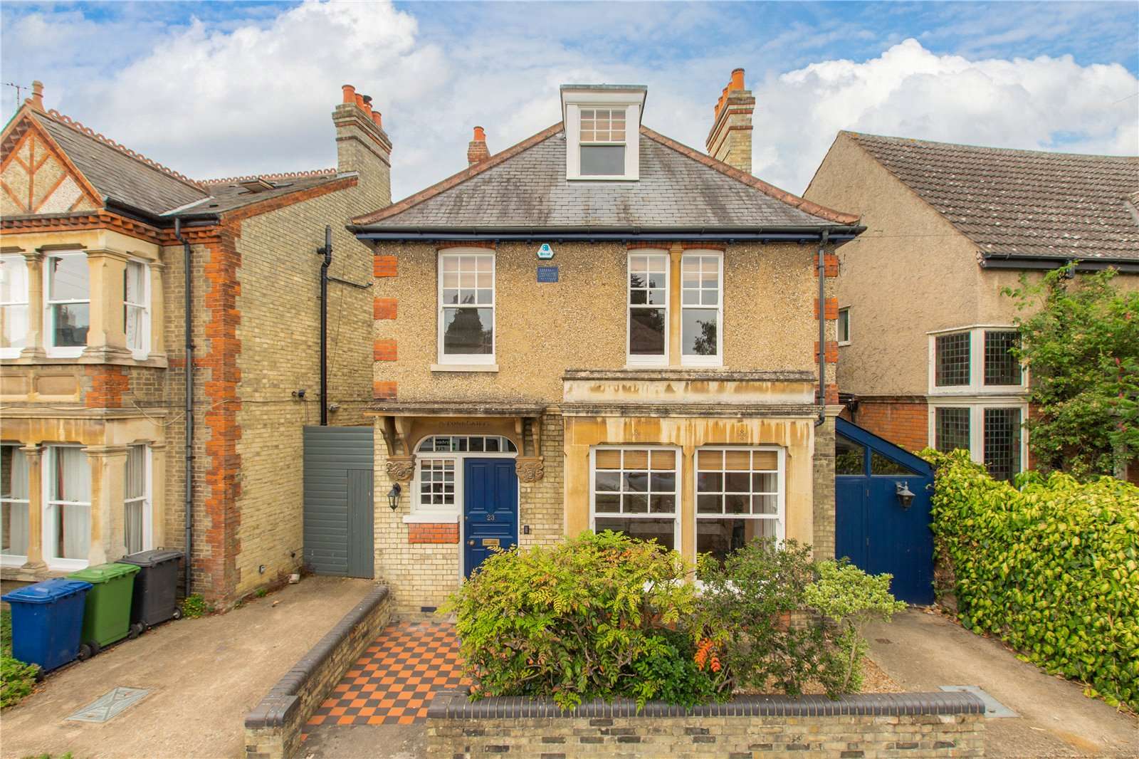 Chesterton Hall Crescent, Cambridge, CB4 1AW Property to rent Savills