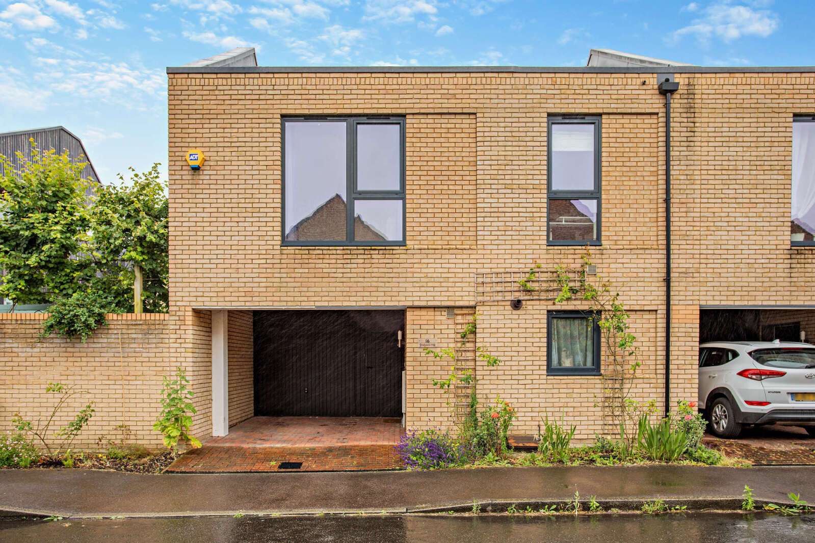 Chalkwells Way, Trumpington, Cambridge, Cambridgeshire, CB2 9DR
