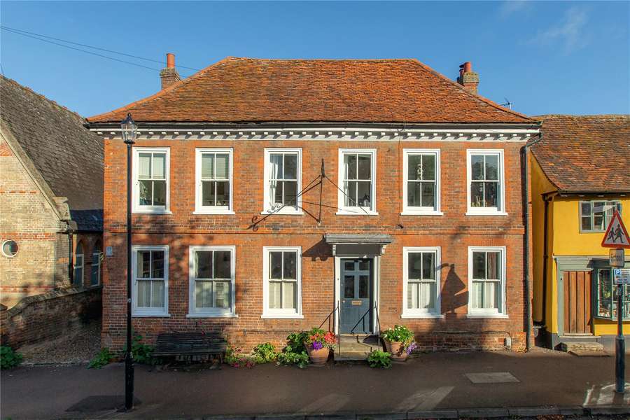 Castle Street, Saffron Walden, Essex, CB10 1BQ Property for sale