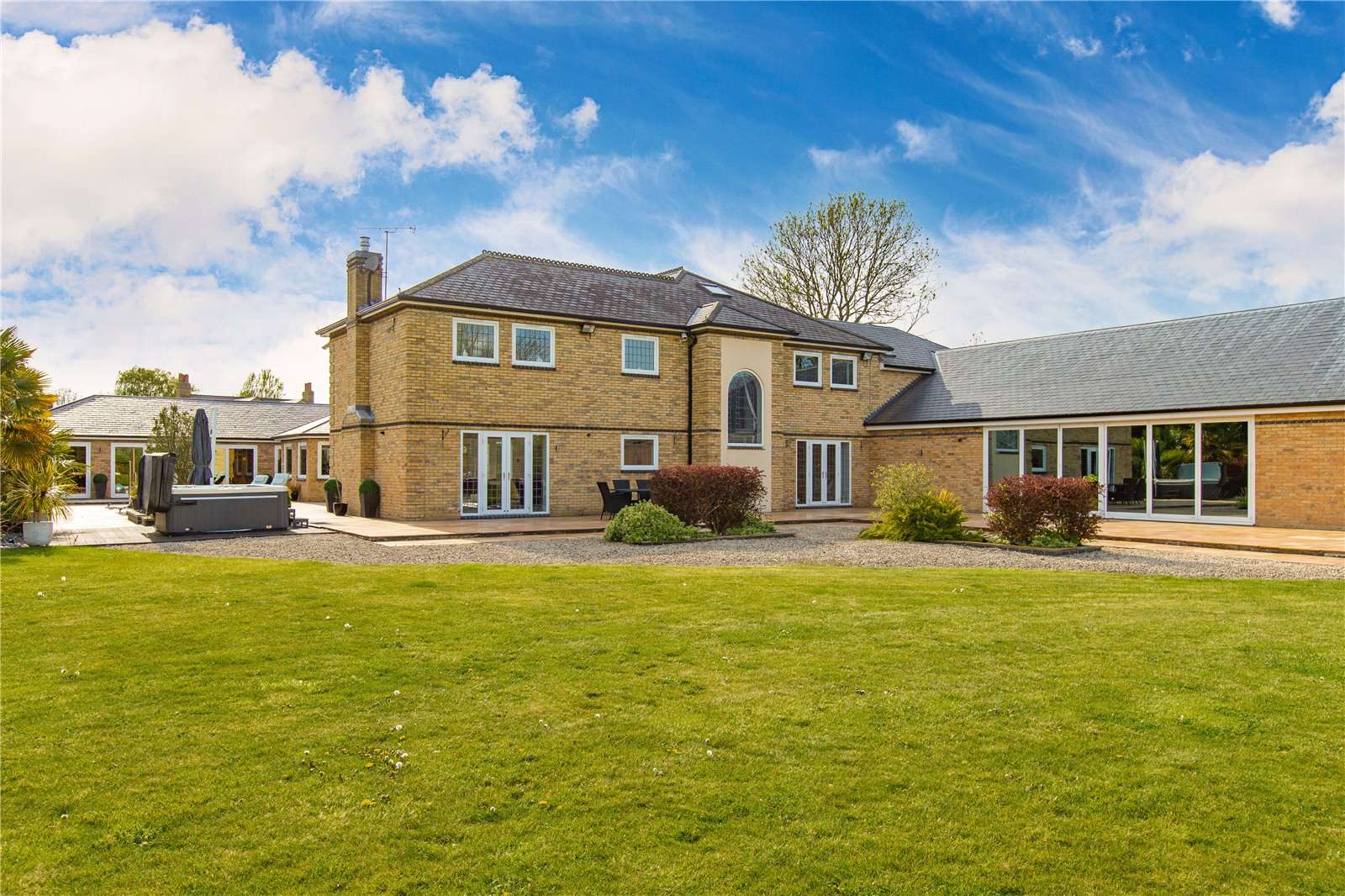 Savills High Street, Landbeach, Cambridge, CB25 9FR Property for sale