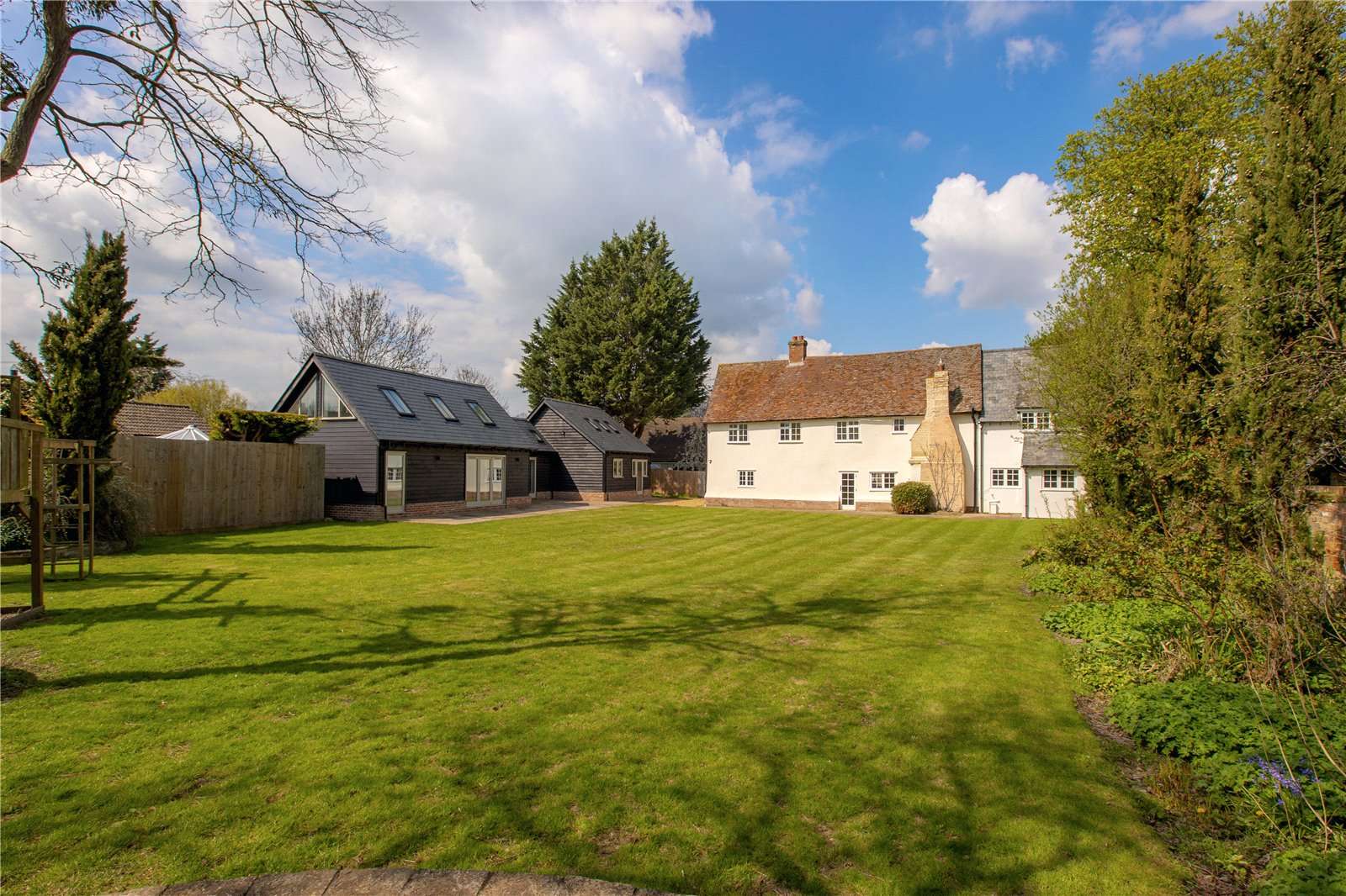 High Street, Melbourn, Royston, Hertfordshire, SG8 6ER Property for