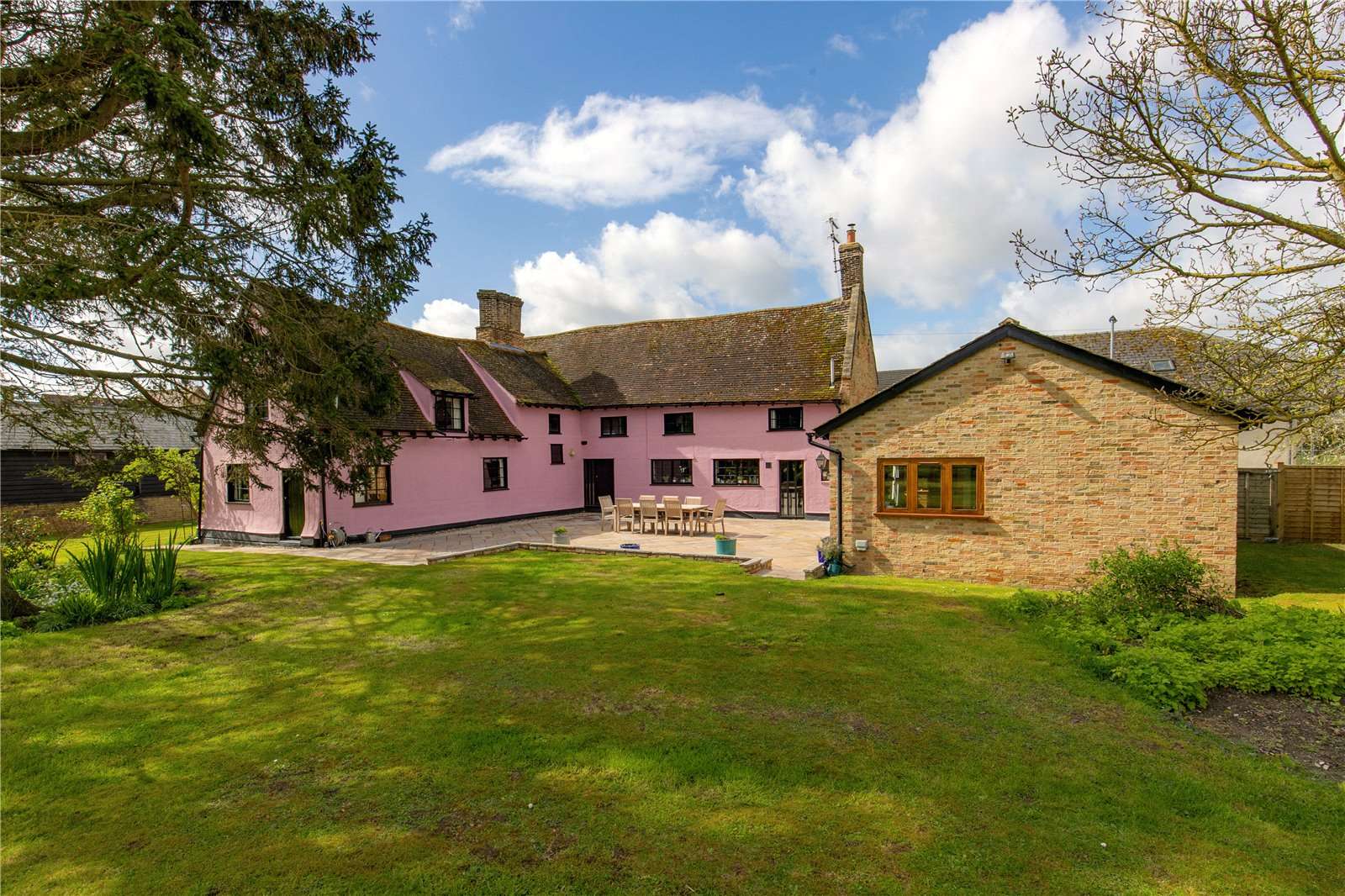 Angle End, Great Wilbraham, Cambridge, CB21 5JG Property for sale