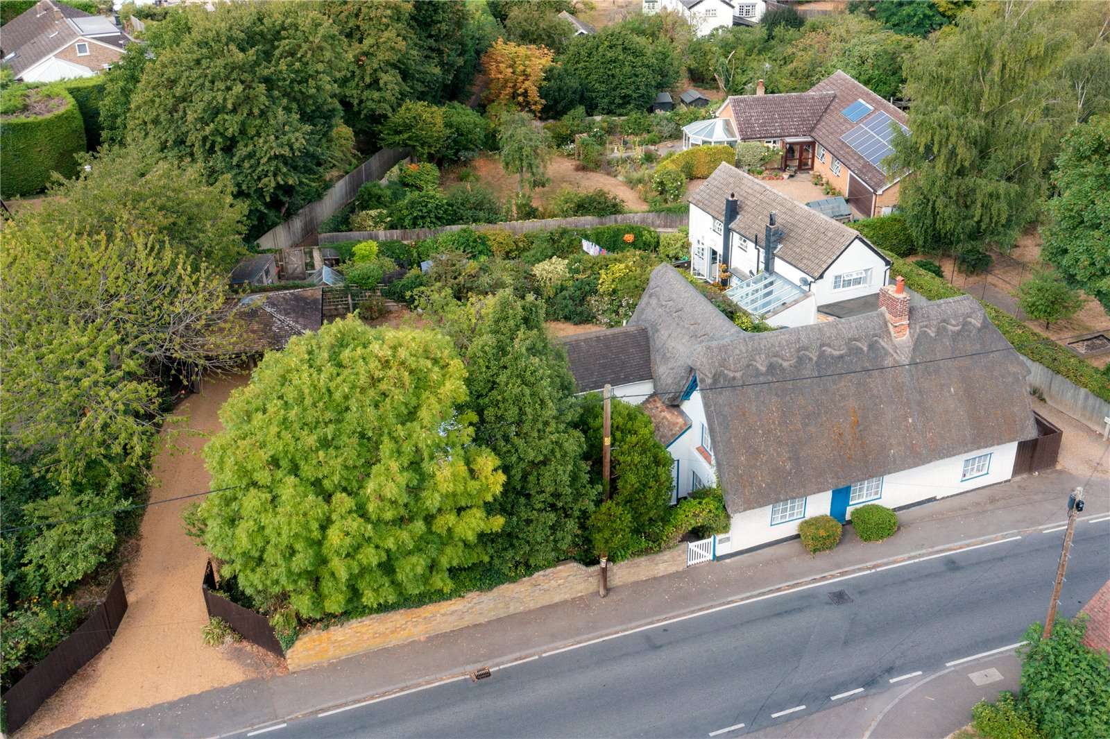 Long Lane, Fowlmere, Royston, Hertfordshire, SG8 7TD Property for