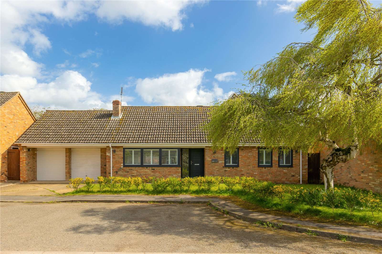 West Field, Abington, Cambridge, Cambridgeshire, CB21 6BE Property