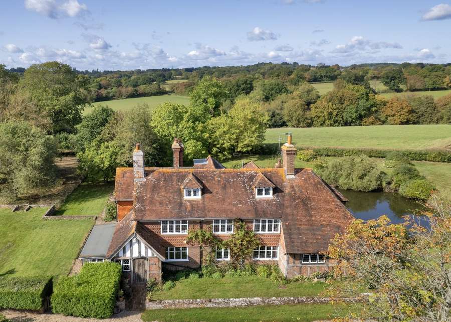 Rye Road, Sandhurst, Cranbrook, Kent, TN18 5PE Property for sale