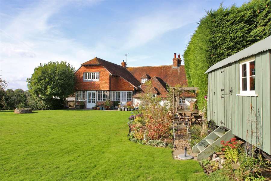 Savills Smarden Ashford Kent Tn27 8pw Properties For Sale