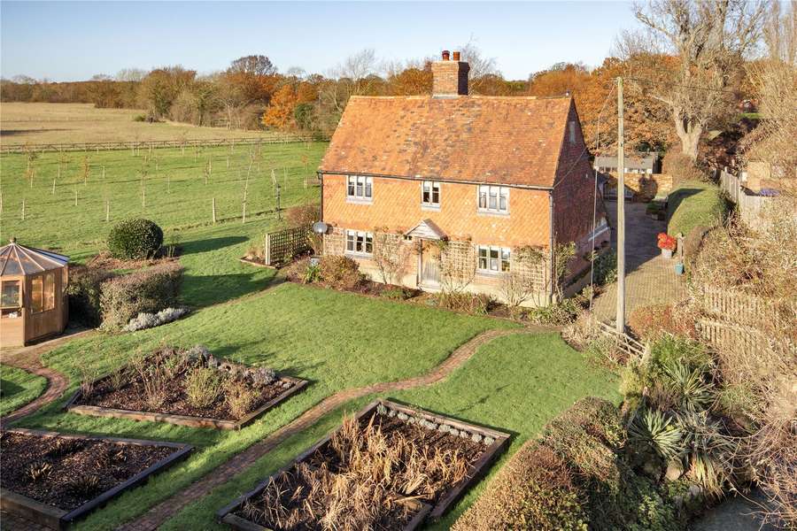 Front Road, Woodchurch, Ashford, Kent, TN26 3SL Property for sale