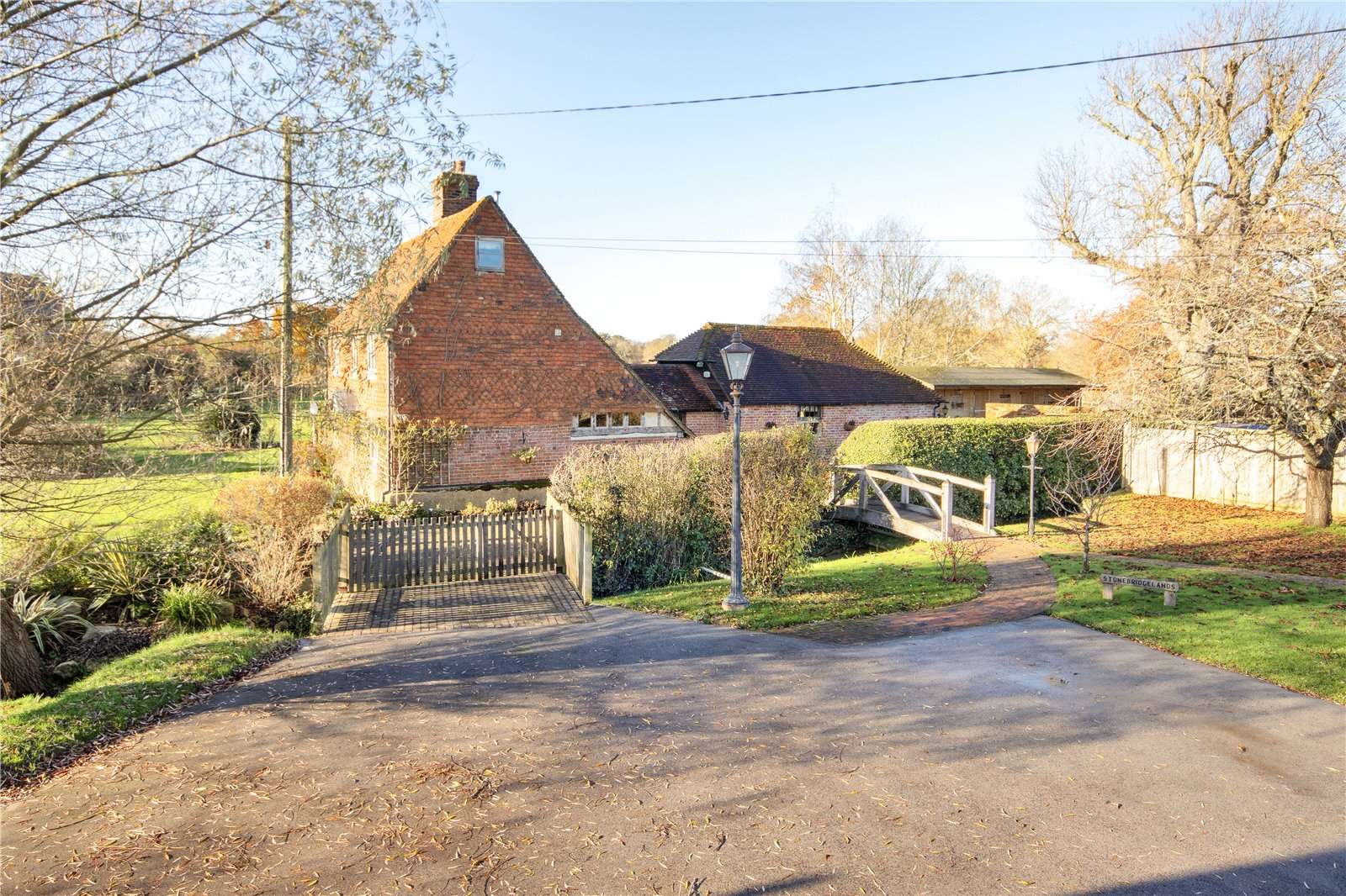Front Road, Woodchurch, Ashford, Kent, TN26 3SL Property for sale