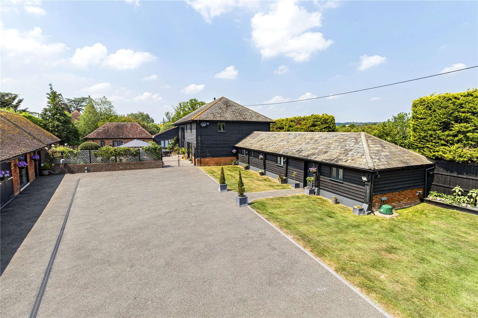 Staplehurst Road, Marden, Kent, TN12 9BW Property for sale Savills