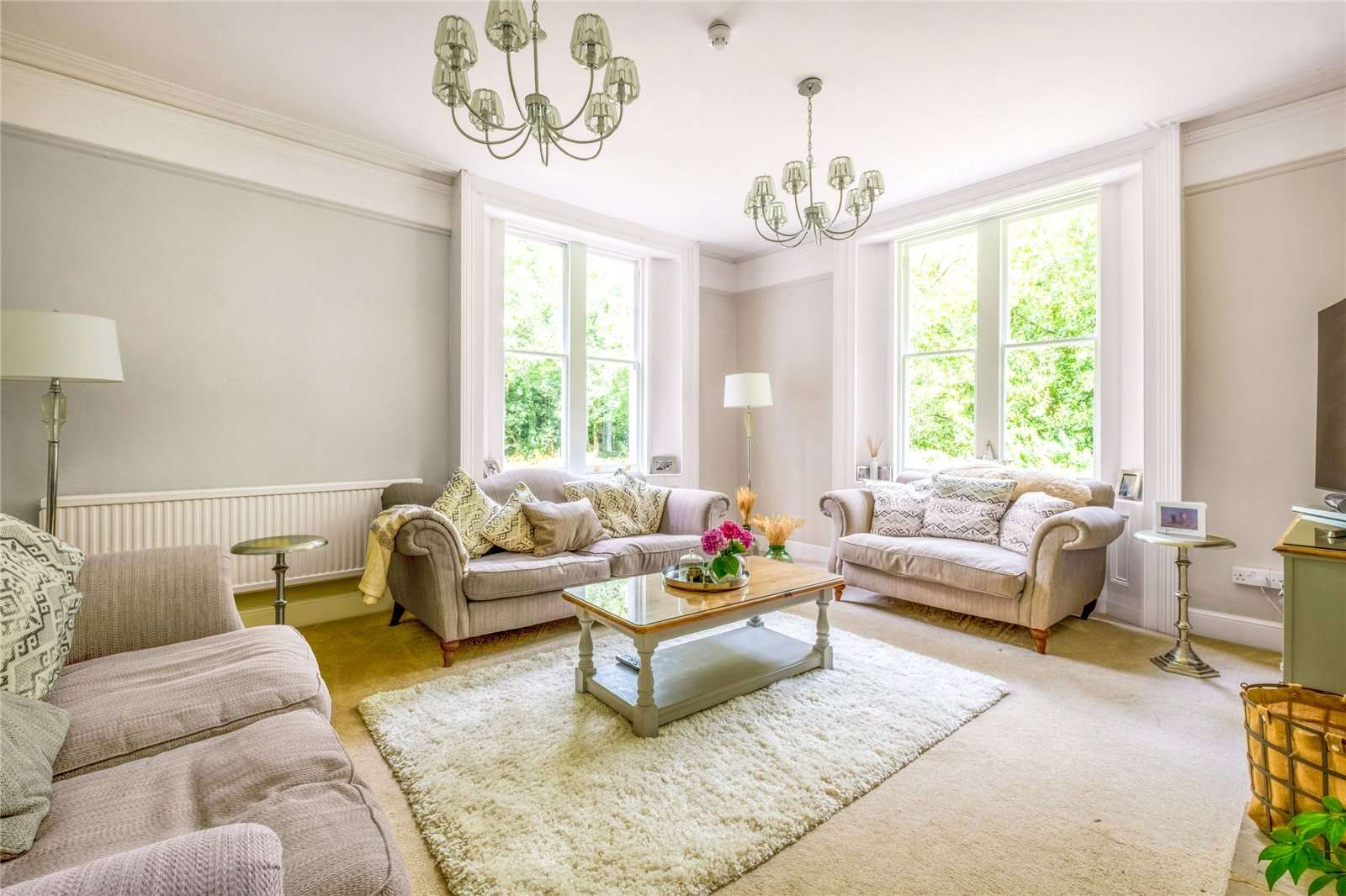 Countryside Luxury and Practical Convenience 1