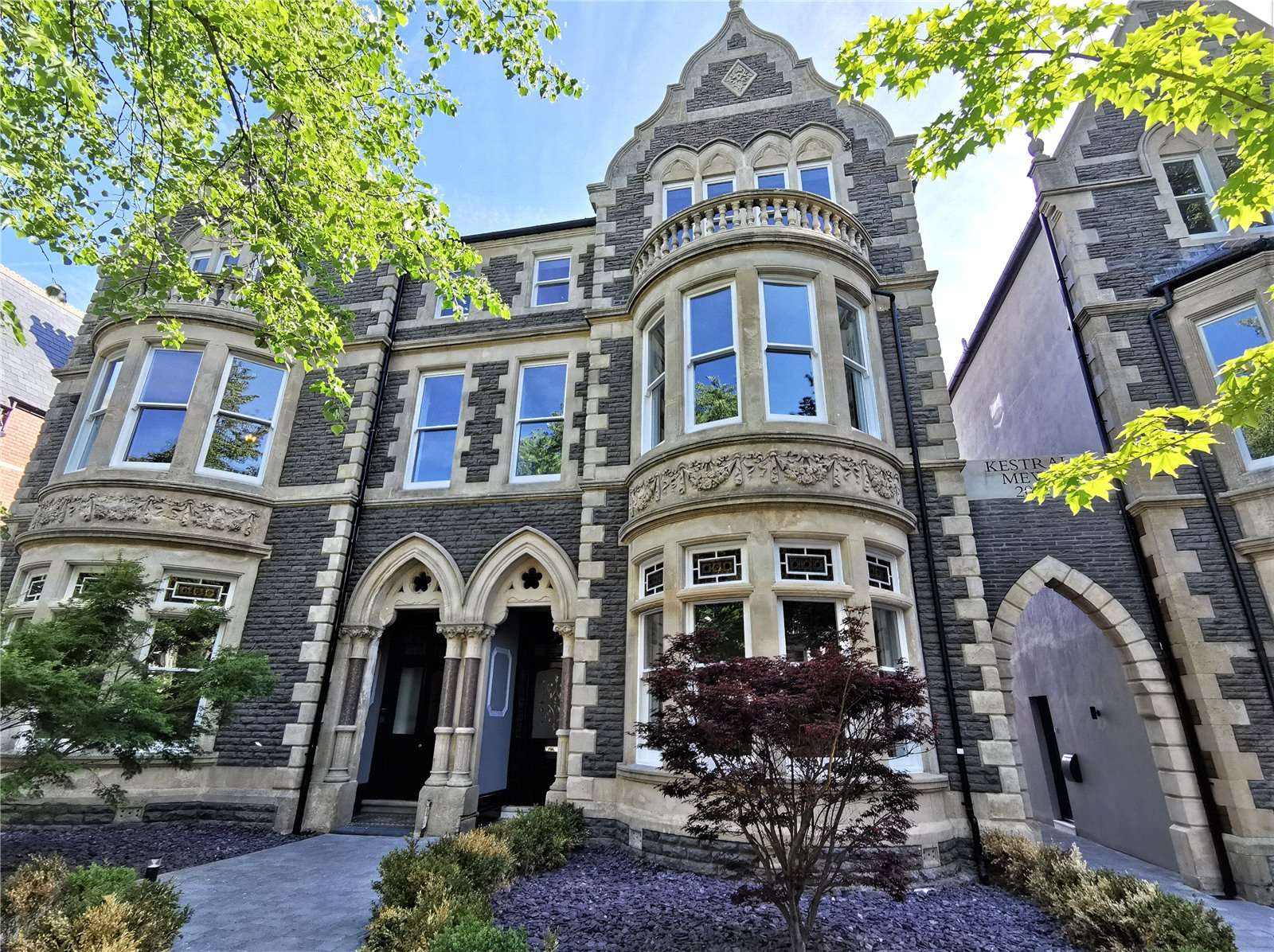 Savills Kestral Mews, Cathedral Road, Cardiff, CF11 9LP New homes