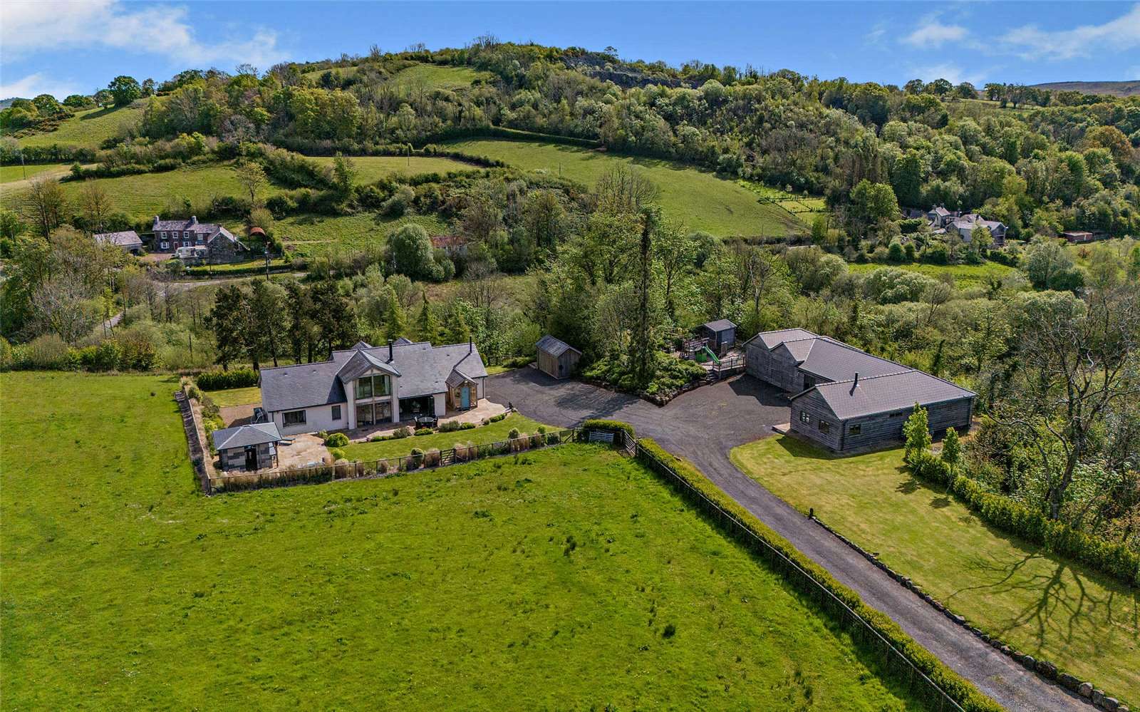 Derwydd Road, Llandybie, Carmarthenshire, SA18 2TS