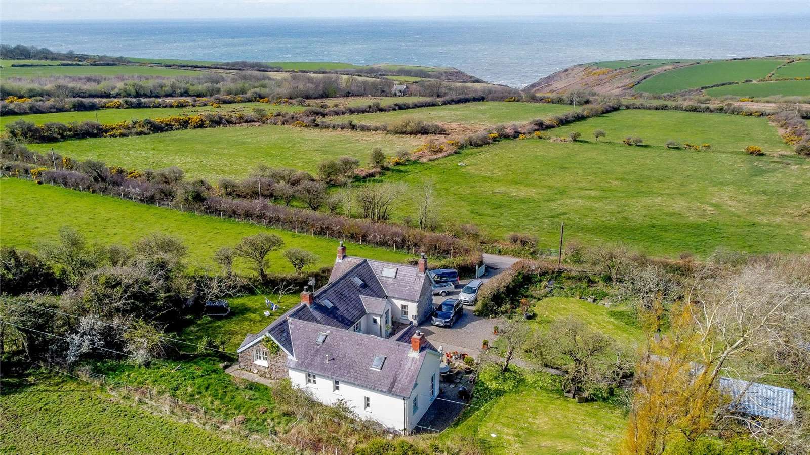 Moylegrove, Nr Newport, Cardigan, Pembrokeshire, SA43 3BS Property