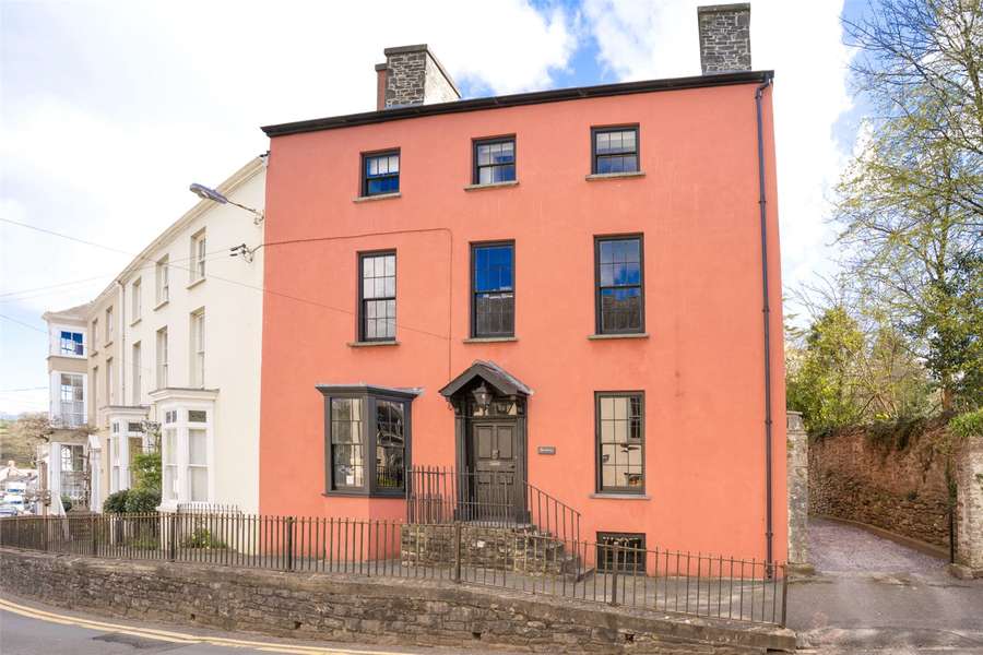 King Street, Laugharne, Carmarthen, Carmarthenshire, SA33 4QE