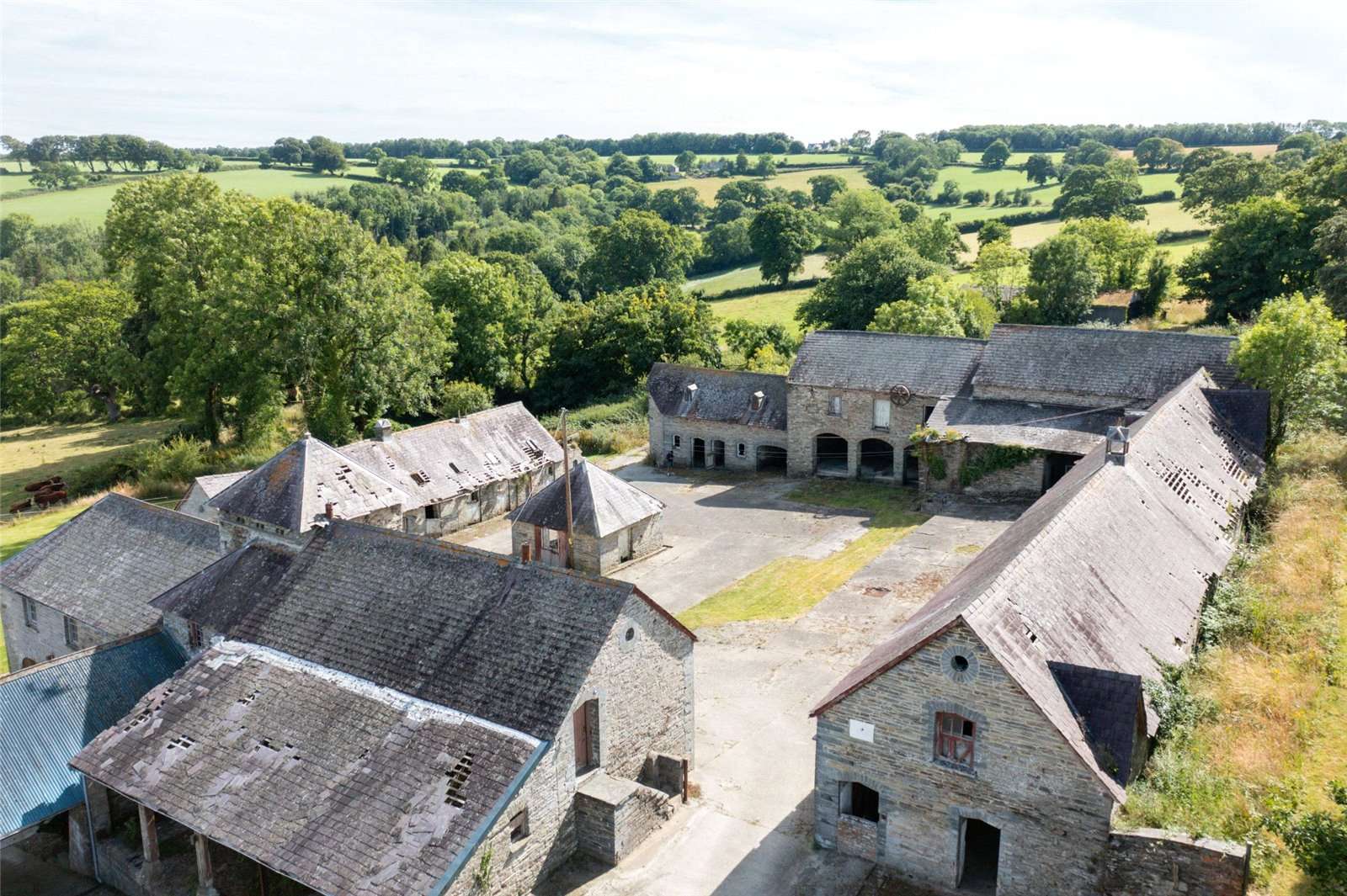 Newchapel, Nr Cardigan, Pembrokeshire, SA37 0ET Property for sale