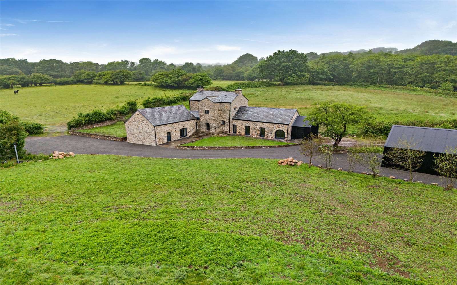 Folland Road, Glanamman, Ammanford, Carmarthenshire, SA18 2BJ