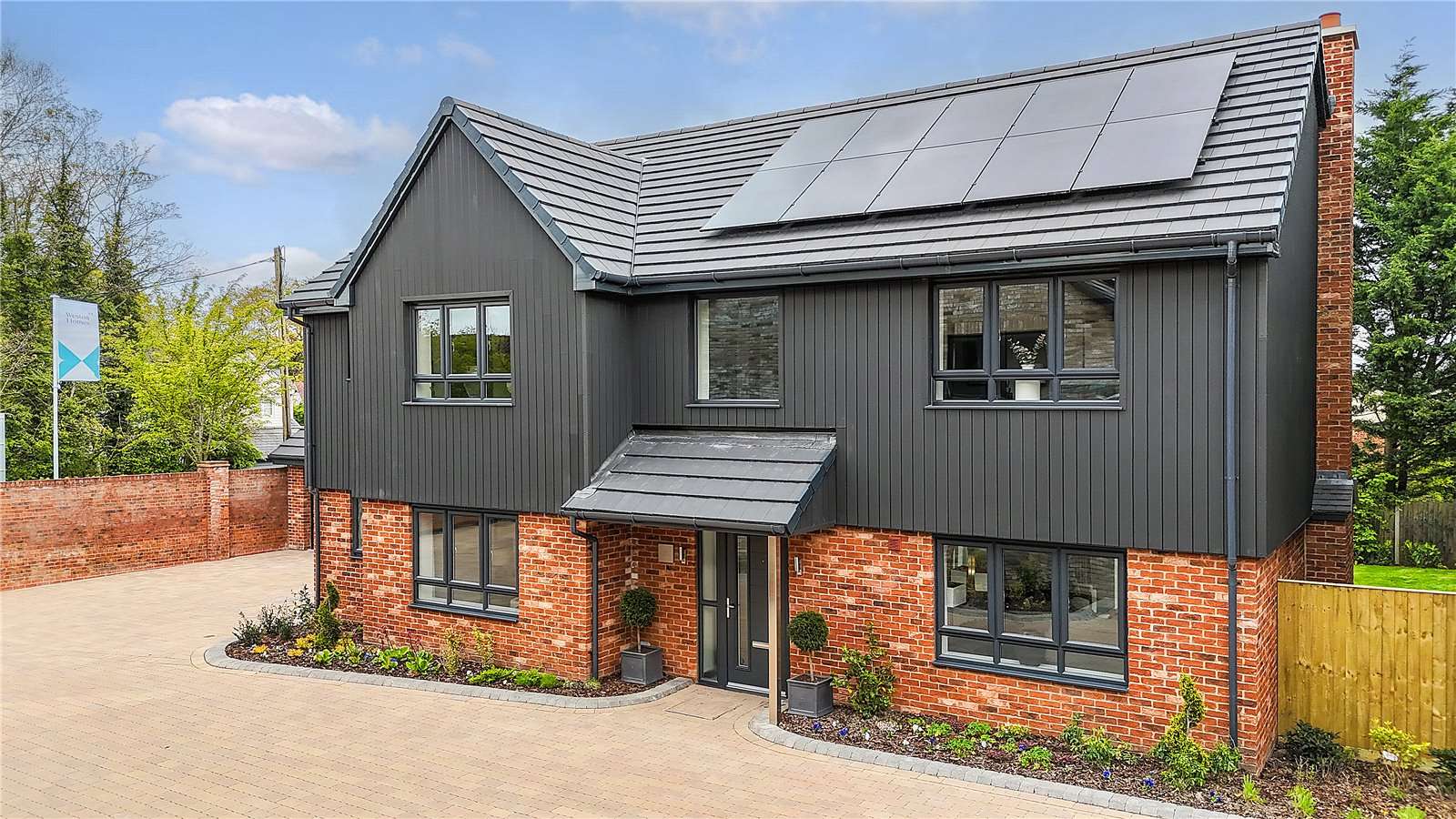 Flitch View, Dunmow Road, Takeley, Stortford, CM22 6SP New