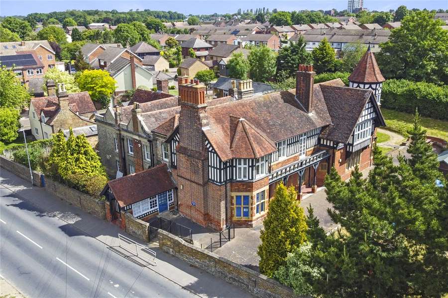 Chignal Road, Chelmsford, CM1 2JB Property for sale Savills