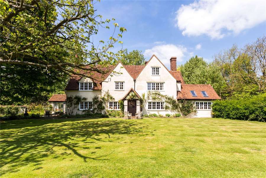 Savills Properties For Sale In Brentwood Essex