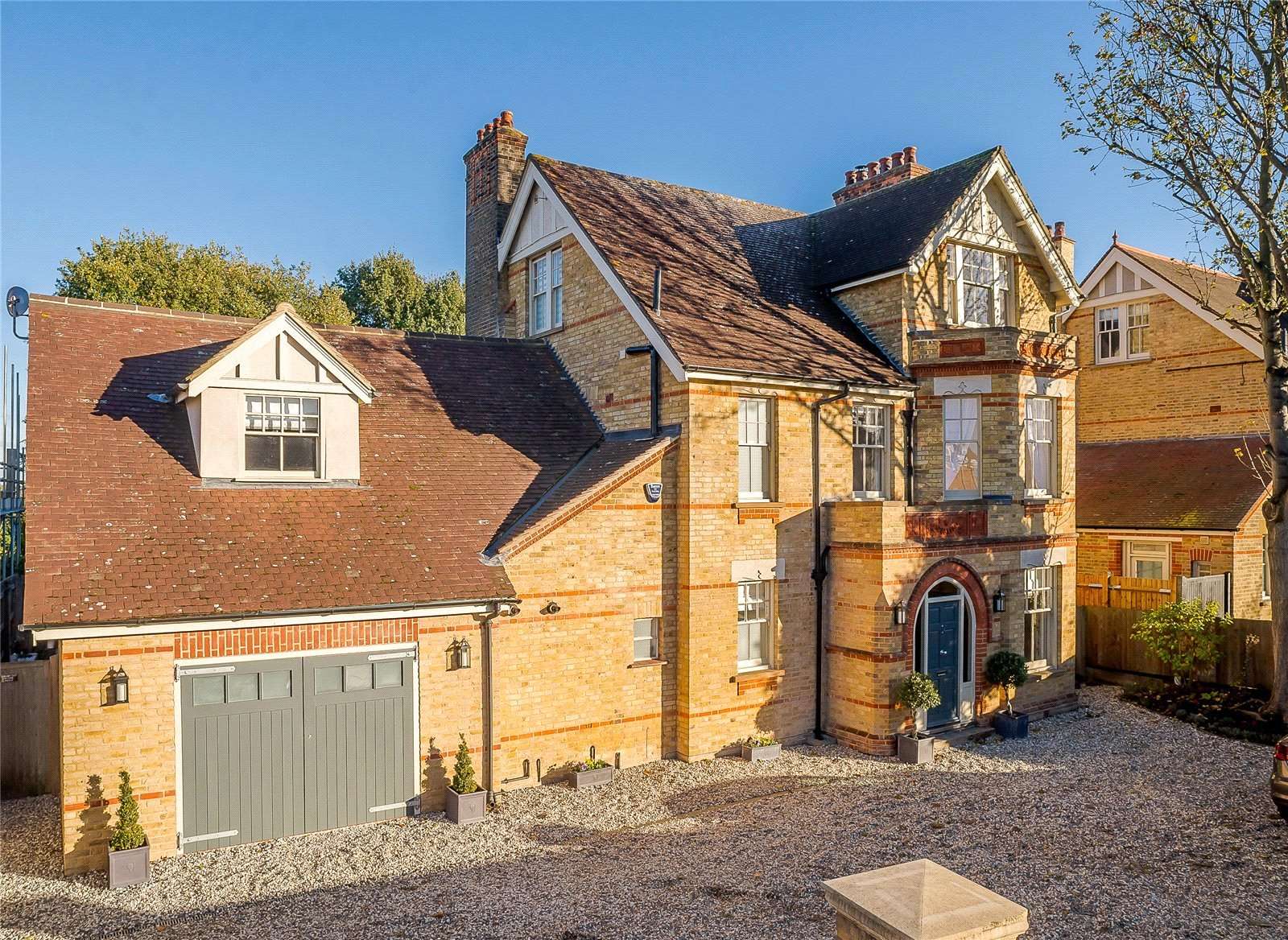 Savills Broomfield Road, Chelmsford, CM1 1RN Property for sale