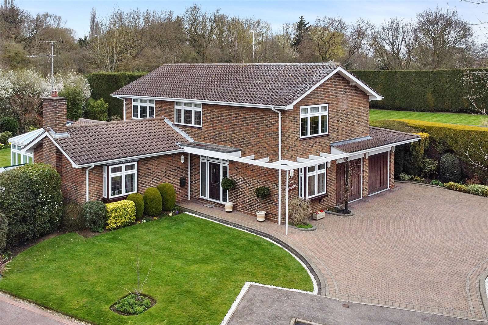 Savills Kingfishers, Ingatestone, Essex, CM4 0JF Property for sale