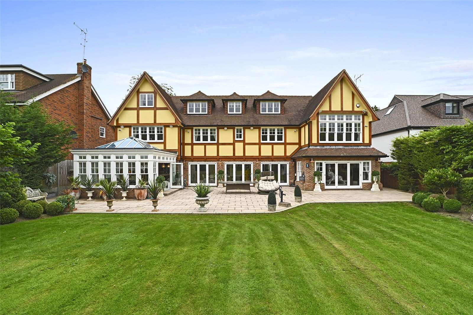 Heronway, Hutton Mount, Brentwood, Essex, CM13 2LQ Property for sale