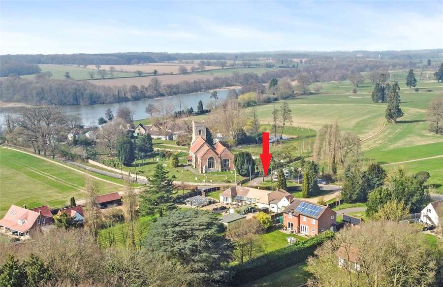 Church Road, Gosfield, Halstead, Essex, CO9 1UD Property for sale