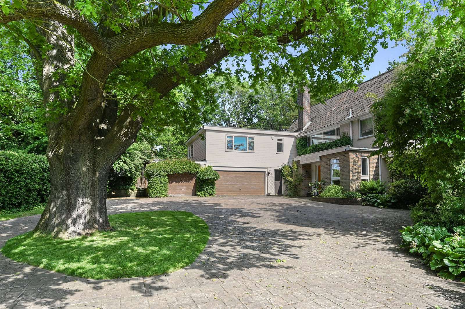 Pennys Lane, Margaretting, Ingatestone, Essex, CM4 0HA Property for