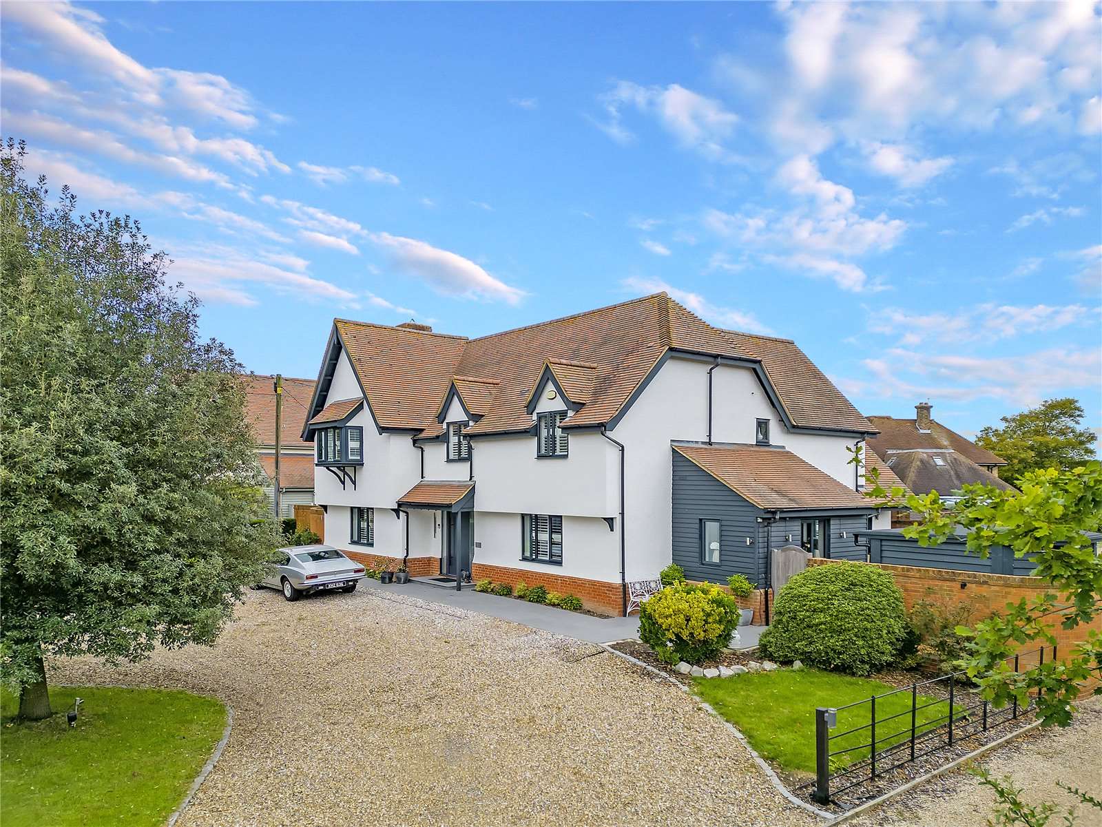 Braintree Road, Felsted, Dunmow, Essex, CM6 3DR Property for sale