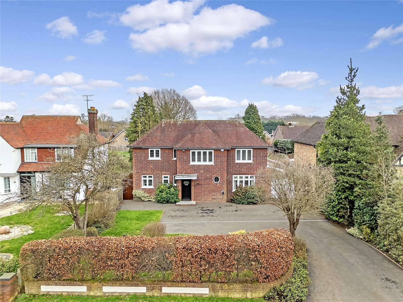 Galleywood Road, Great Baddow, Chelmsford, Essex, CM2 8DN | Property for sale | Savills