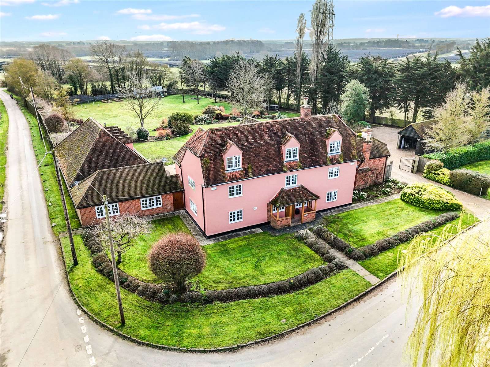 links-road-perry-green-braintree-essex-cm77-8es-property-for-sale