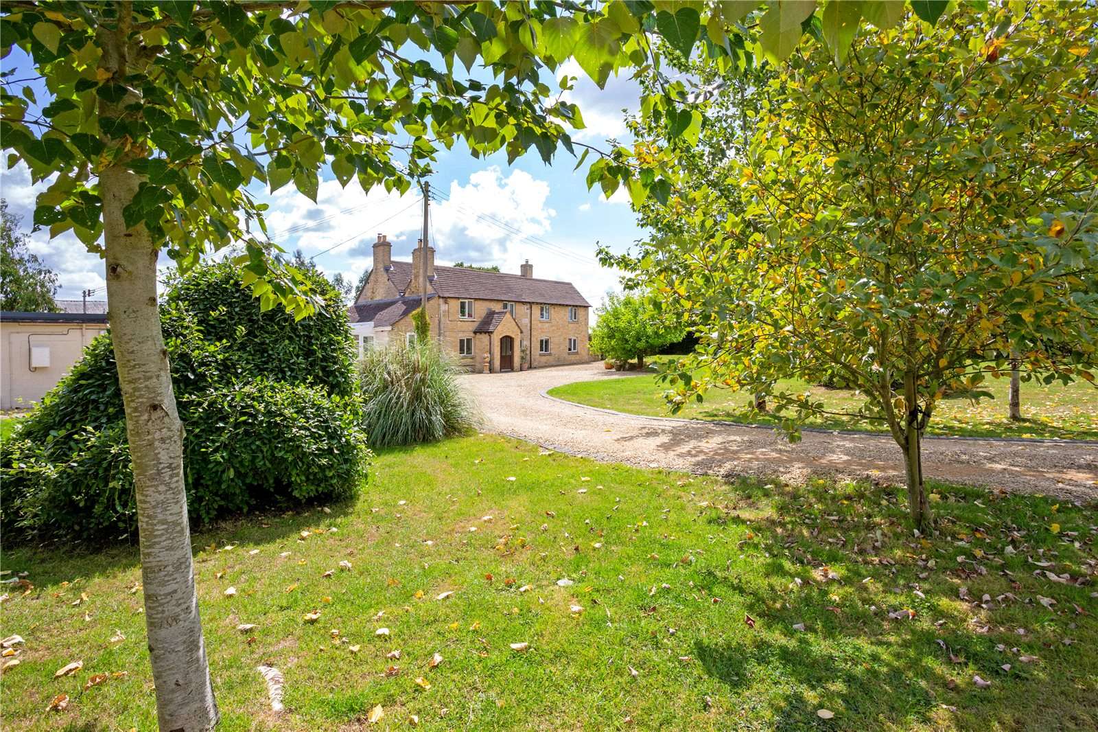 The Common, Malmesbury, Wiltshire, SN16 9RH Property for sale