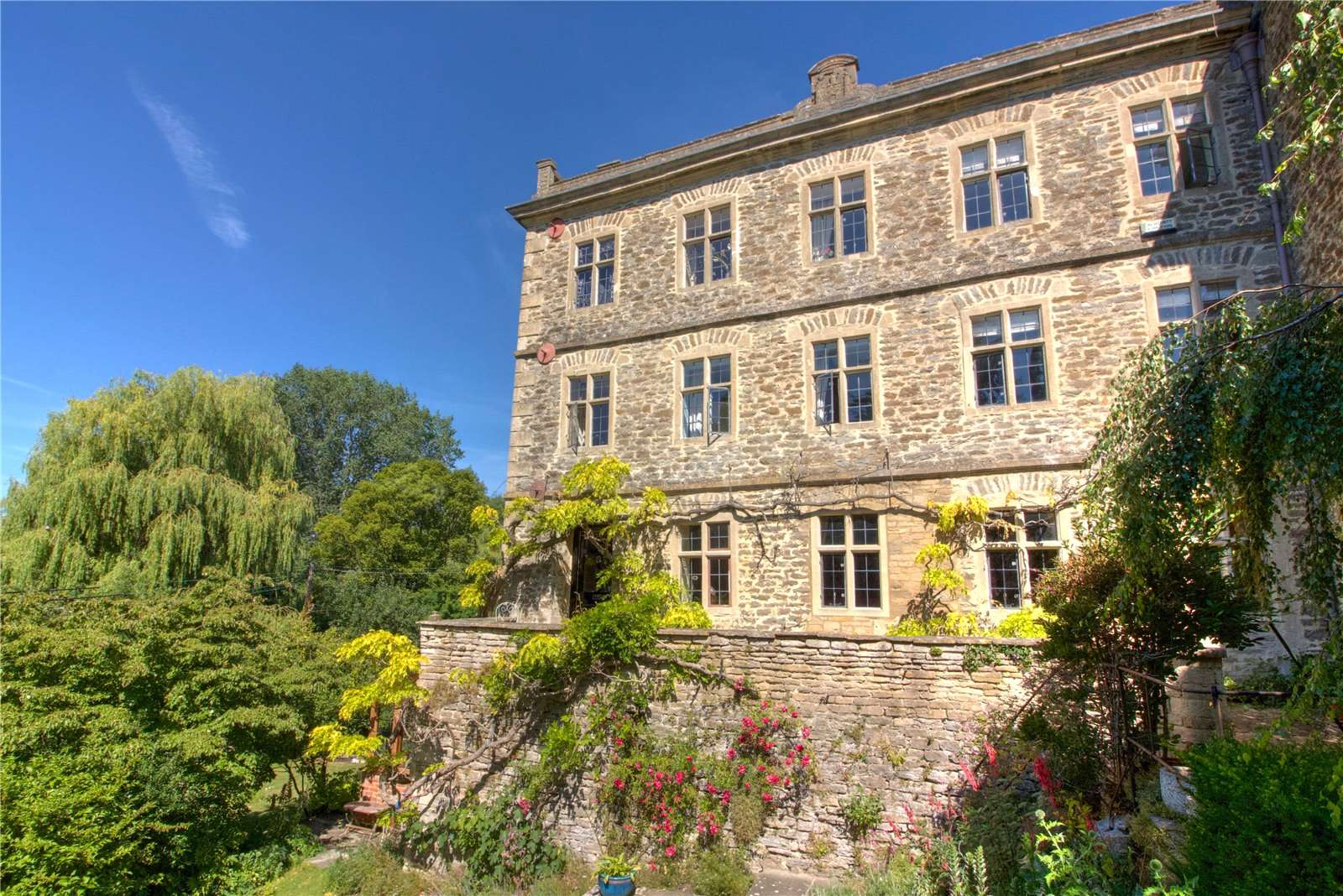 Kings Wall, Malmesbury, Wiltshire, SN16 9BJ Property for sale Savills