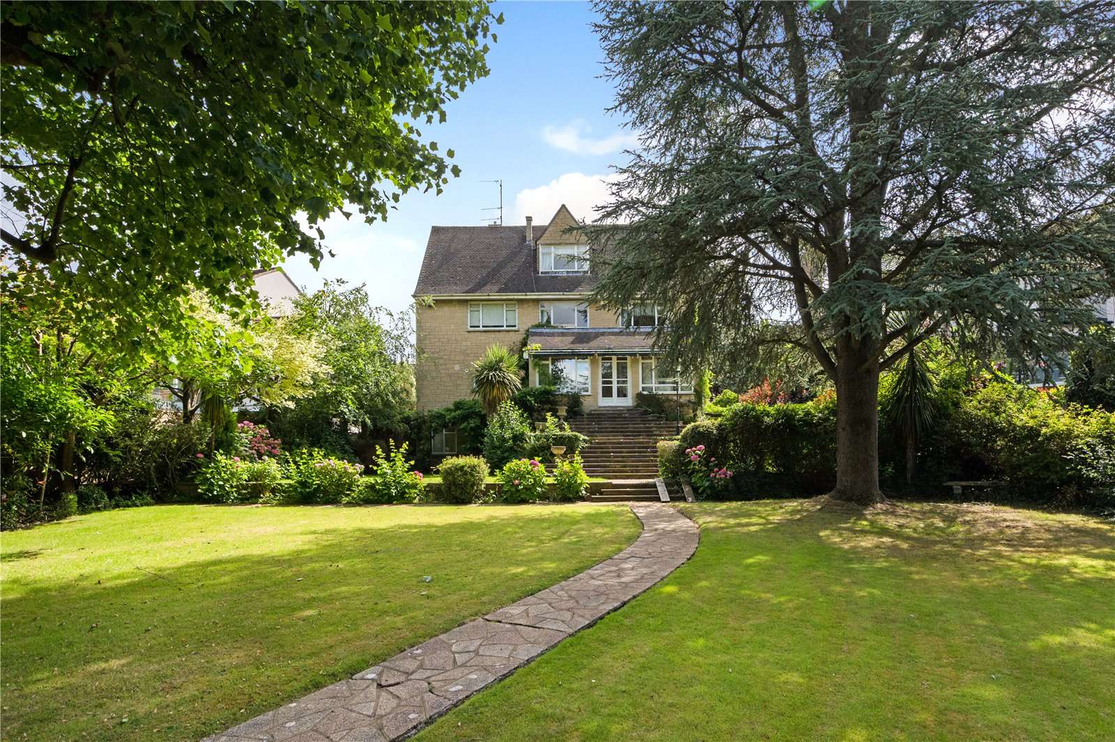 Old Sneed Park, Bristol, BS9 1RF Bất động sản để bán Savills