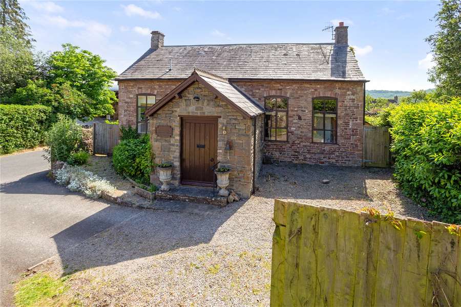 Walton Street, WaltoninGordano, Clevedon, North Somerset, BS21 7AW