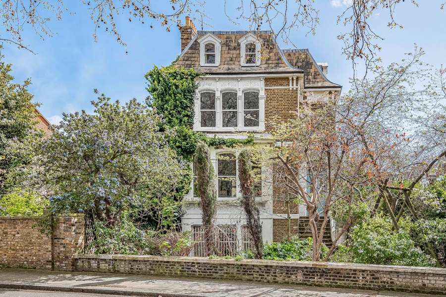 97 Knatchbull Road, London, SE5 9QU Property for sale Savills