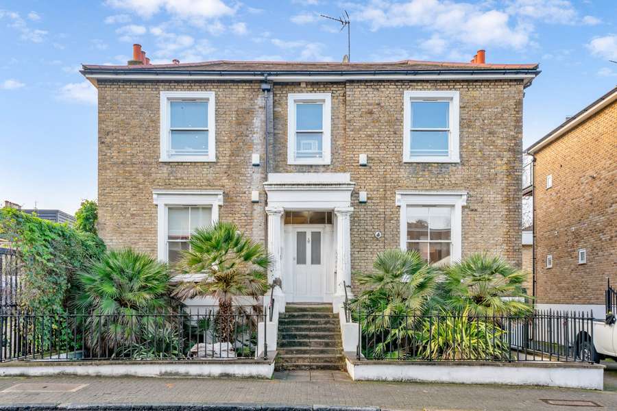 Balham Grove, London, SW12 8AZ Property for sale Savills