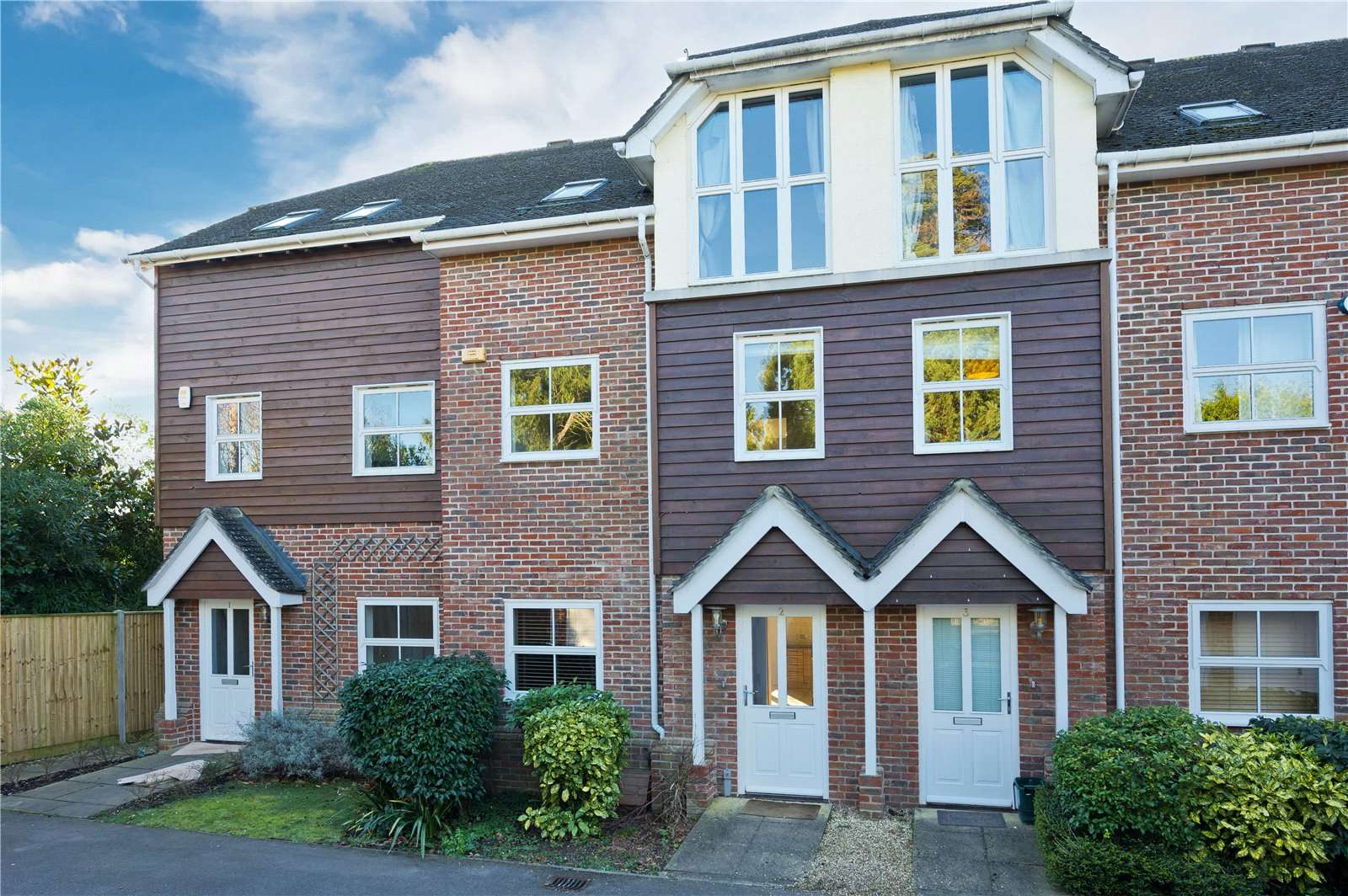 Pendenza, Cobham, Surrey, KT11 3BY Property to rent Savills