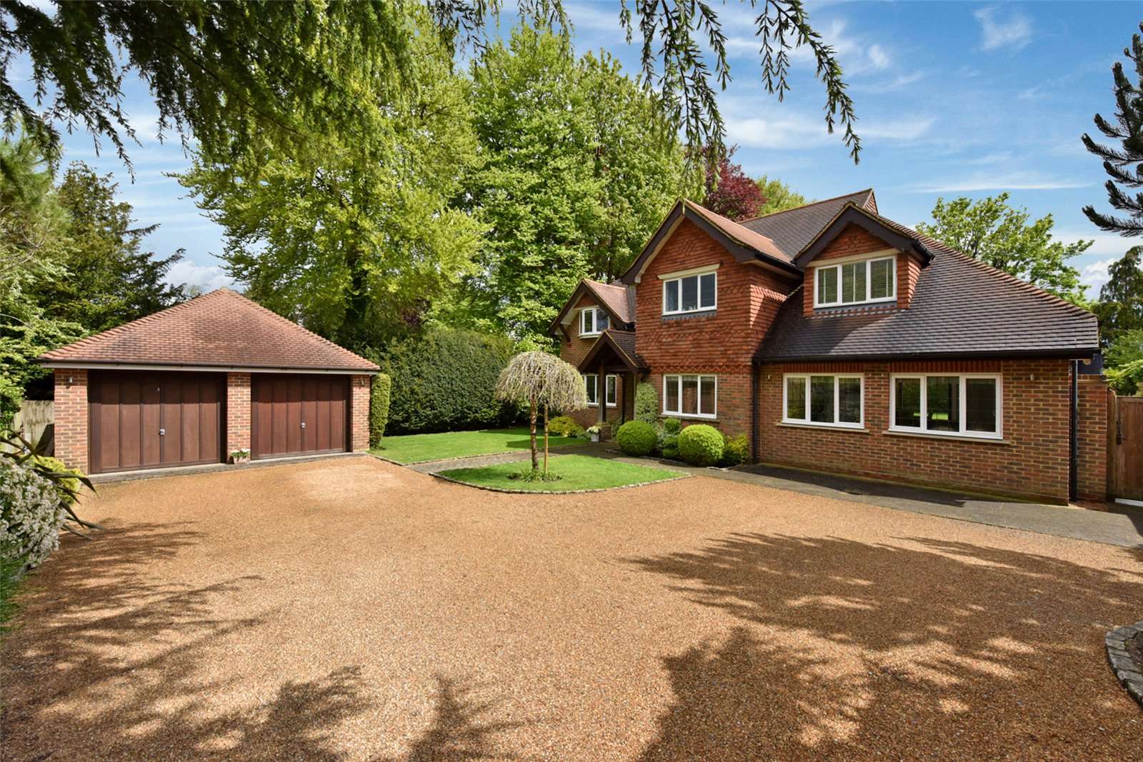 Beech Grove, Bookham, Leatherhead, Surrey, KT23 4JU Property to rent