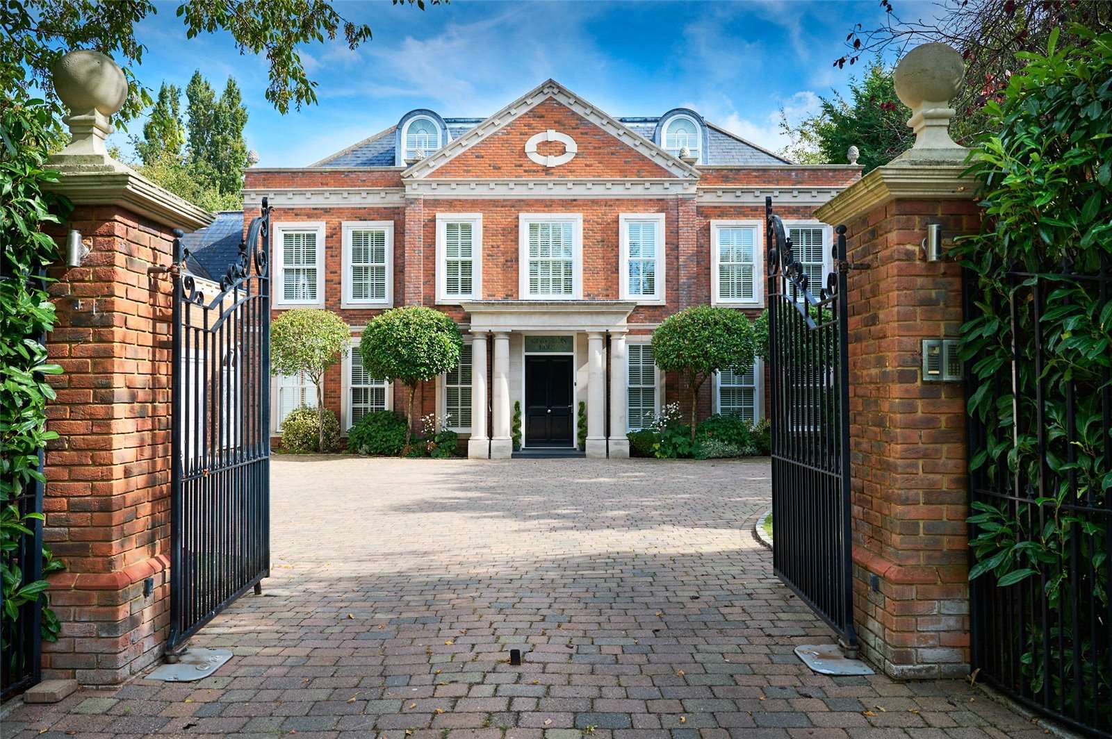 Princes Drive, Oxshott, Leatherhead, Surrey, KT22 0UL Property for sale Savills