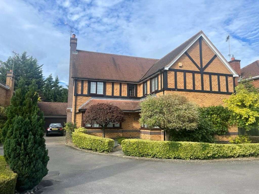 St. Andrews Gardens, Cobham, Surrey, KT11 1HG Property for sale Savills