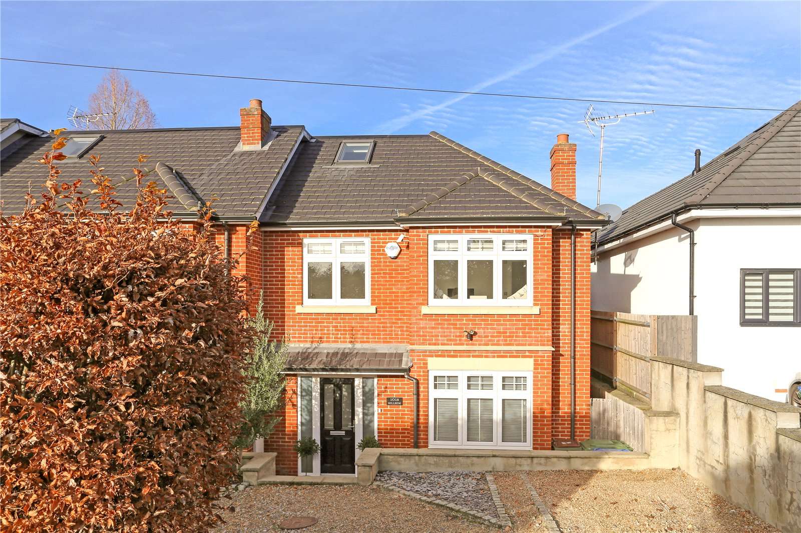 Savills Hogshill Lane, Cobham, Surrey, KT11 2AH プロパティ 販売