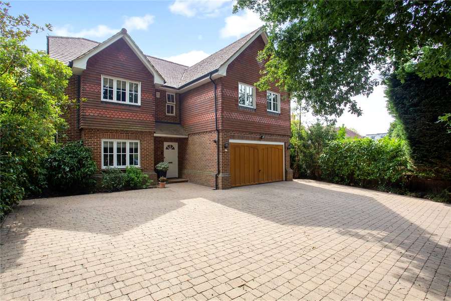 Green Lane, Cobham, Surrey, KT11 2NN Property for sale Savills