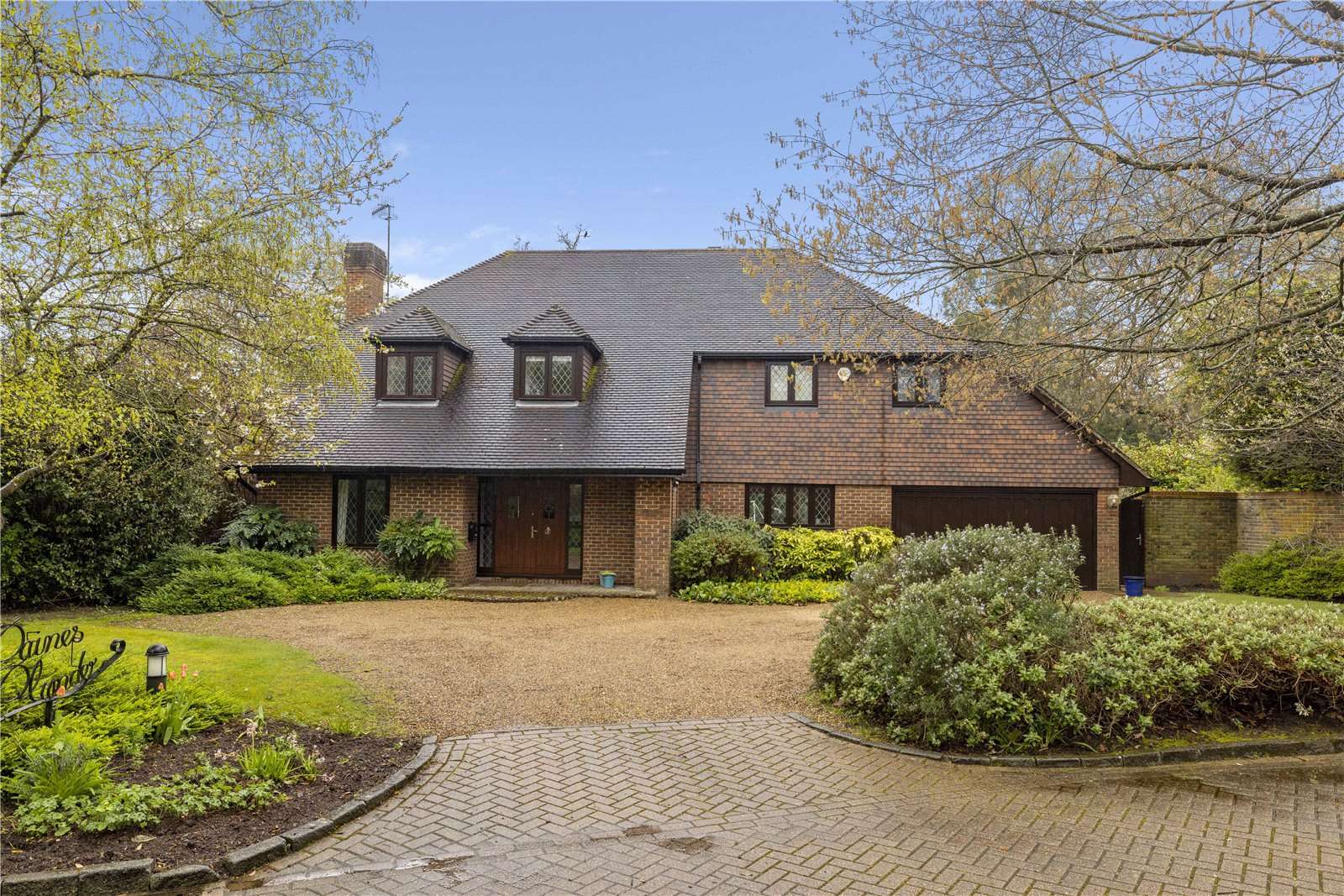 Queensgate, Fairmile Lane, Cobham, Surrey, KT11 2TG Property for sale