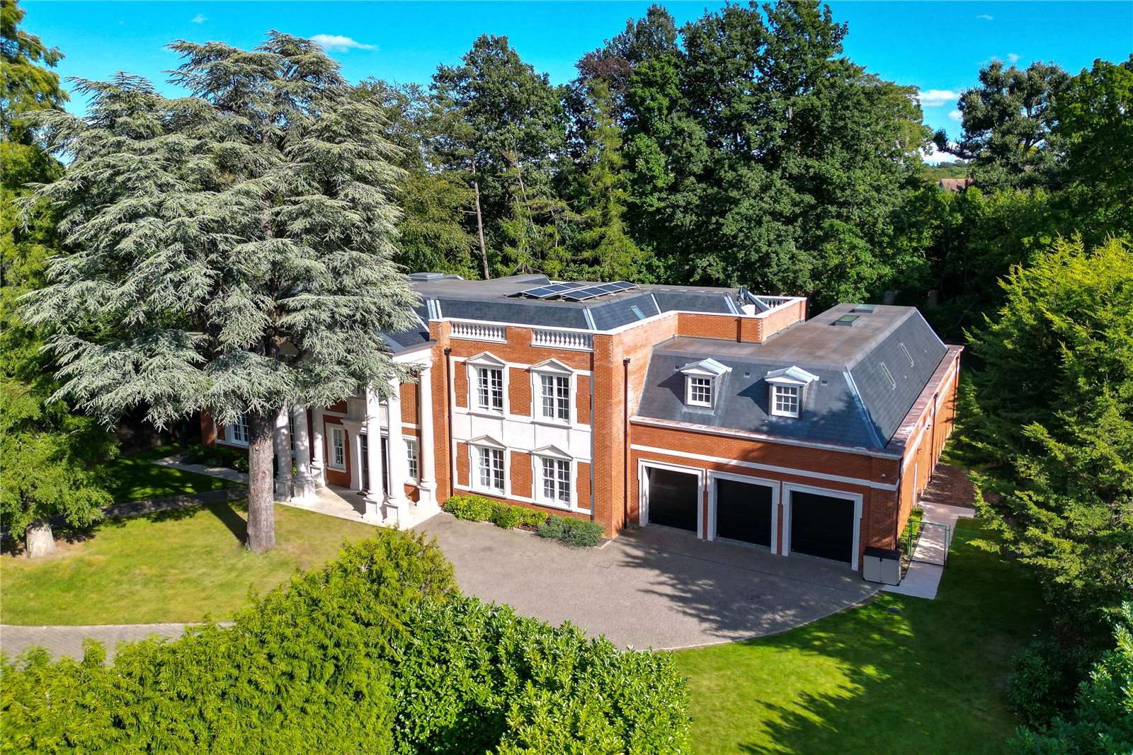 Torland Drive, Oxshott, Surrey, KT22 0SA | Property for sale | Savills