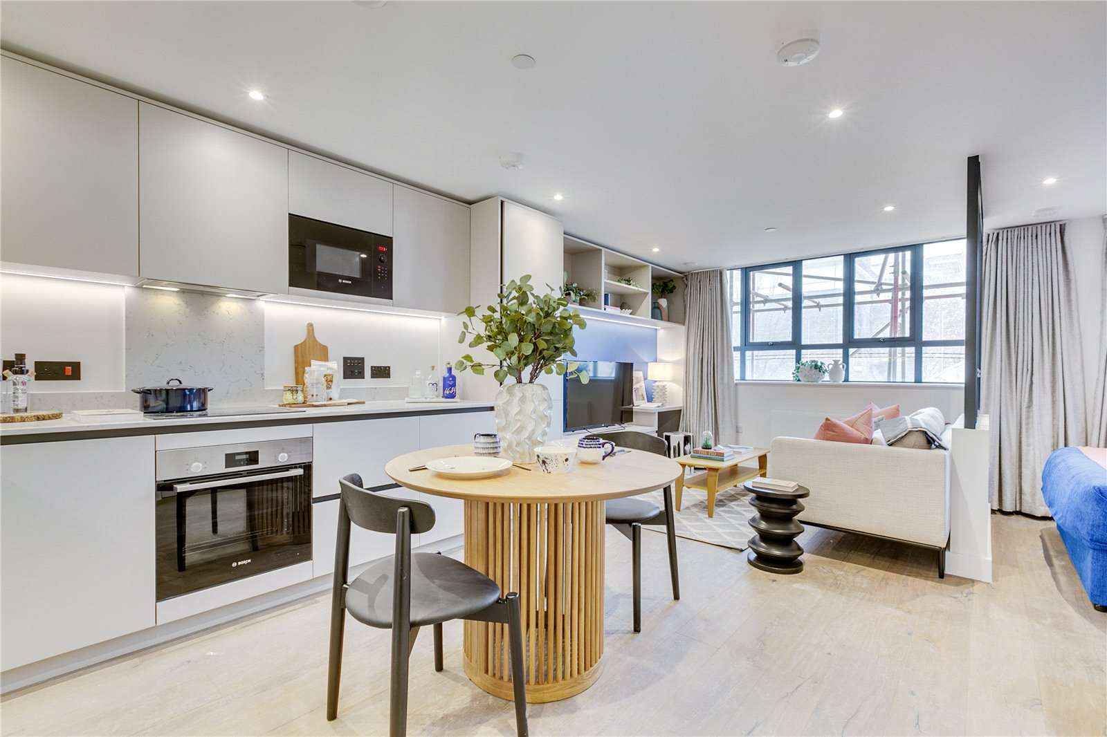 Irene Studios, 218 Balham High Road, London, SW12 9DF บ้านใหม่สำหรับ