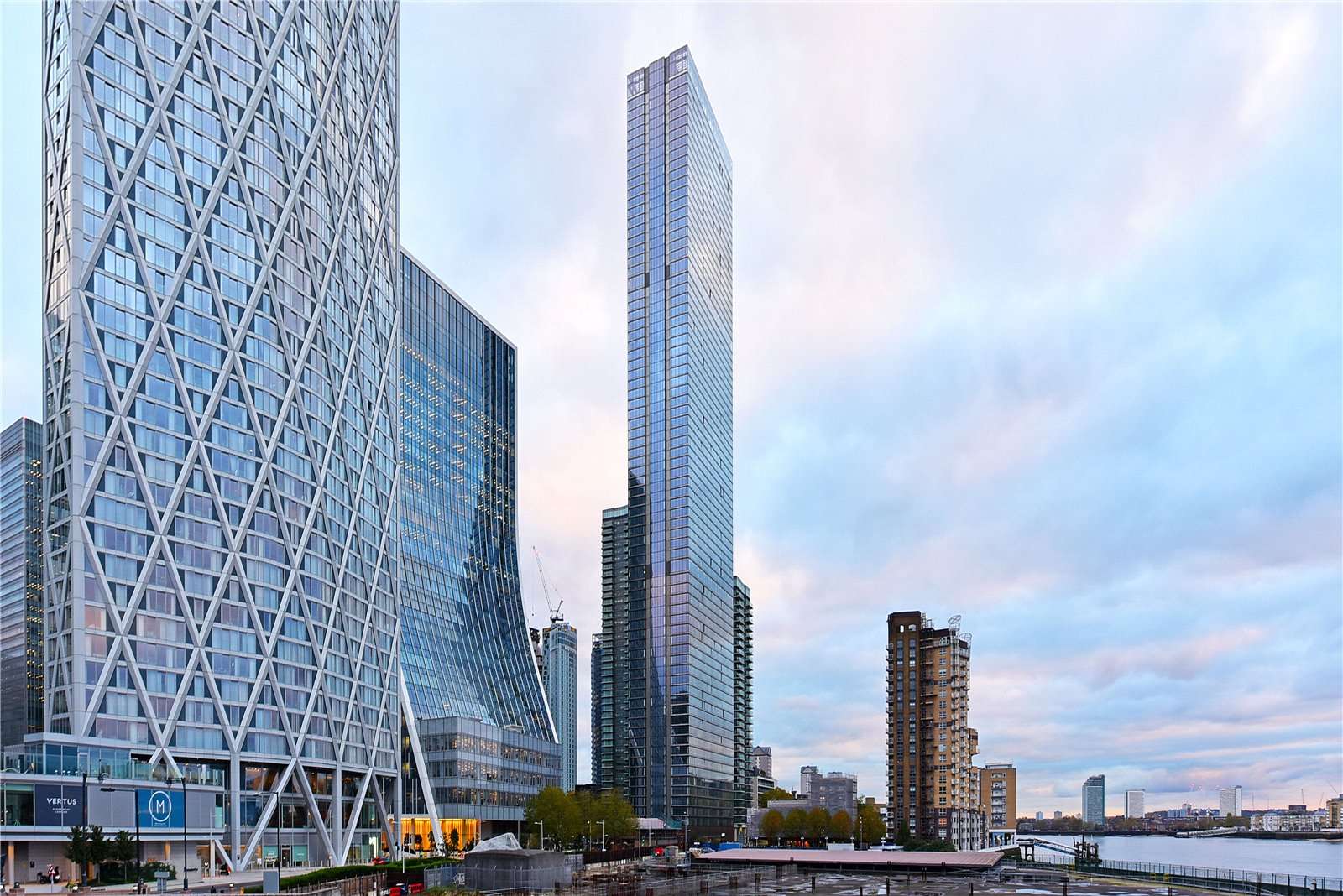 Landmark Pinnacle, 10 Marsh Wall, Canary Wharf, London, E14 9GU