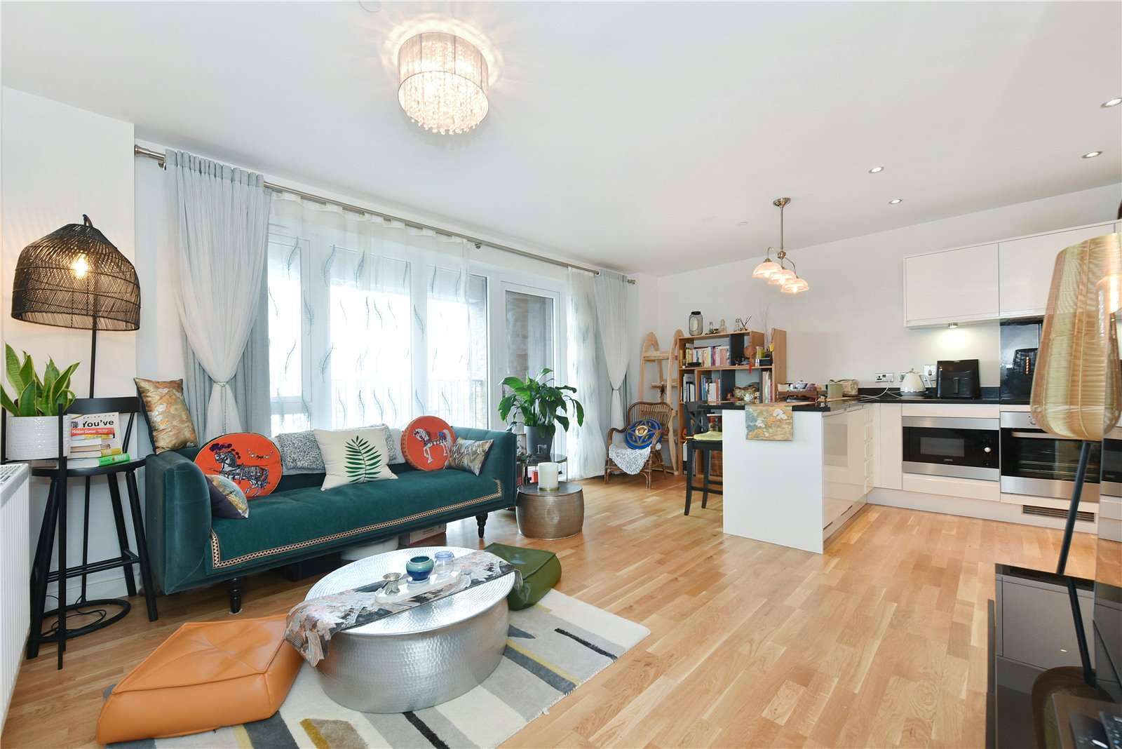 37 Greenwich High Rd