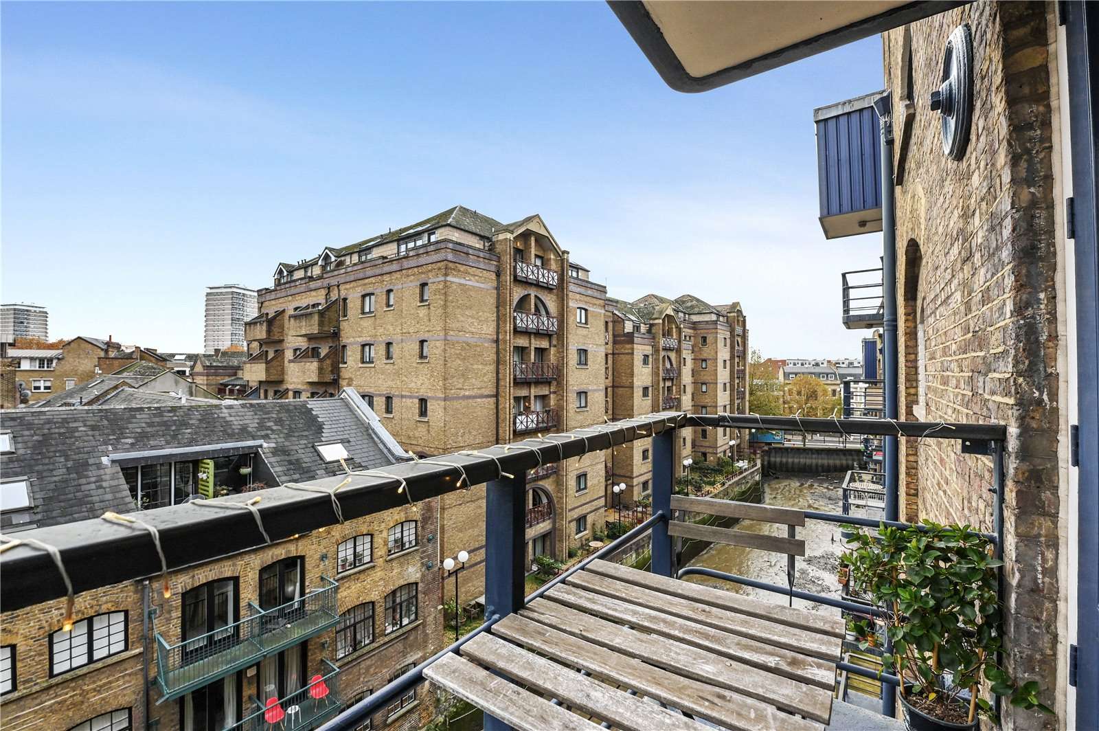 St. Saviours Wharf, 8 Shad Thames, London, SE1 2YP Property for sale